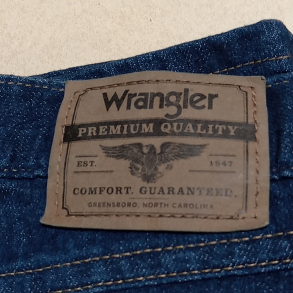 Wrangle Jeans - Picture 2 of 9